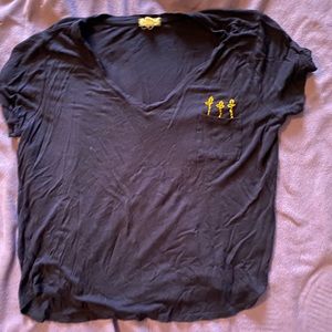 Eyeshadow navy pocket tee with flower embroidery